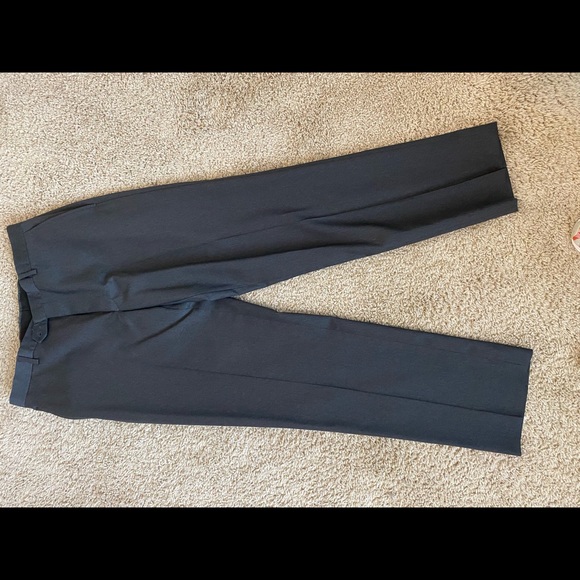 Men’s Gray Jos A. Bank Suit - Picture 5 of 6